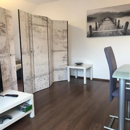 Guest Niederalfingen Huttlingen