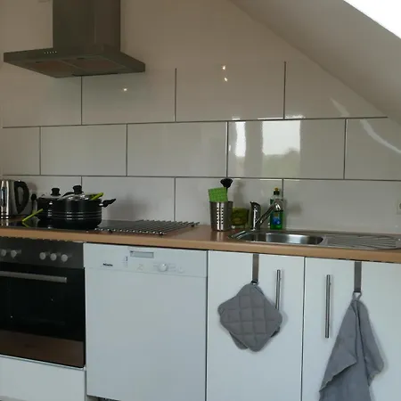 Guest Niederalfingen Daire Huttlingen