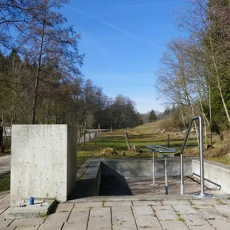 Guest Niederalfingen Daire Huttlingen